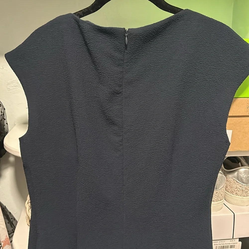 M.M. Lafleur The Marilyn Dress Stretch Linen Blue - Picture 10 of 12